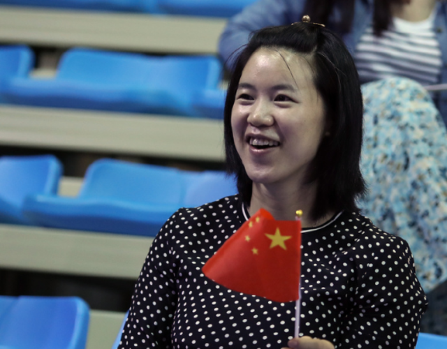 乒乓球比赛刘诗文_丁宁与刘诗文比赛视频_经典诗文朗诵比赛
