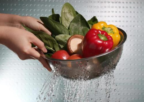 蔬菜加工中先切后洗_副食品加工烹调过程中错误的是 蔬菜先洗后切_蔬菜加工过程中不应该